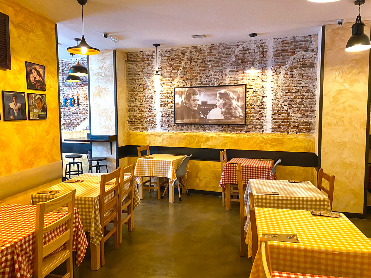 Comedor Marcoledí en la Calle Trafalgar de Madrid